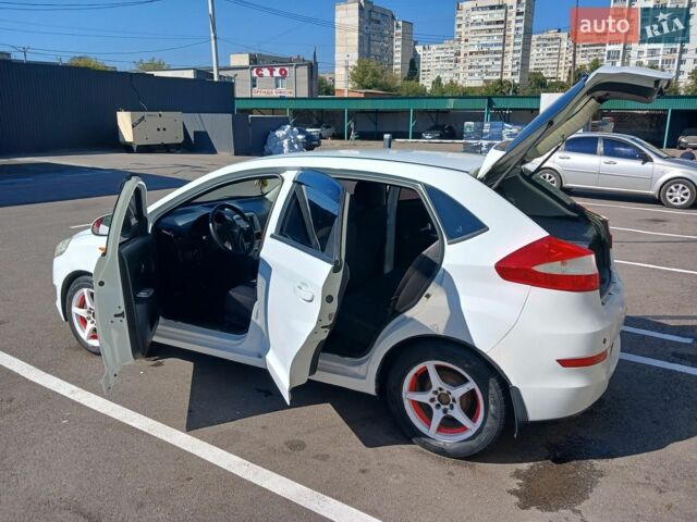 Білий ЗАЗ Форза, об'ємом двигуна 1.5 л та пробігом 99 тис. км за 2800 $, фото 1 на Automoto.ua