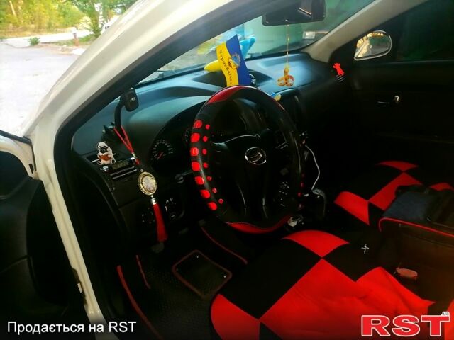 Білий ЗАЗ Форза, об'ємом двигуна 1.5 л та пробігом 0 тис. км за 3500 $, фото 1 на Automoto.ua