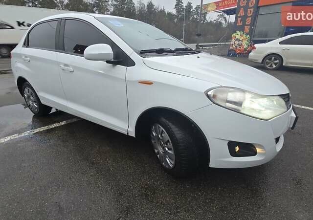 Белый ЗАЗ Форза, объемом двигателя 1.5 л и пробегом 130 тыс. км за 3000 $, фото 1 на Automoto.ua