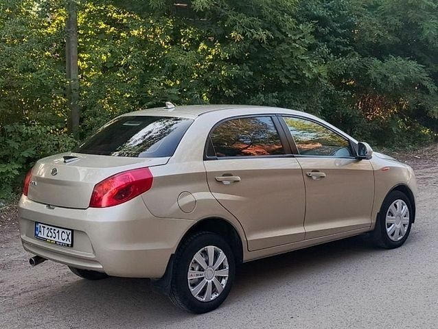 Бежевий ЗАЗ Форза, об'ємом двигуна 1.5 л та пробігом 121 тис. км за 2550 $, фото 1 на Automoto.ua