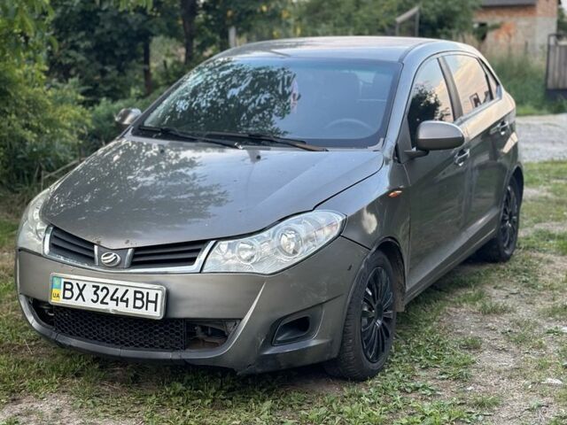 Бежевый ЗАЗ Форза, объемом двигателя 1.5 л и пробегом 160 тыс. км за 1299 $, фото 1 на Automoto.ua