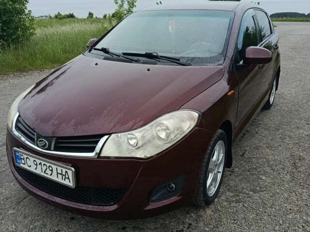 Красный ЗАЗ Форза, объемом двигателя 1.5 л и пробегом 128 тыс. км за 2700 $, фото 1 на Automoto.ua