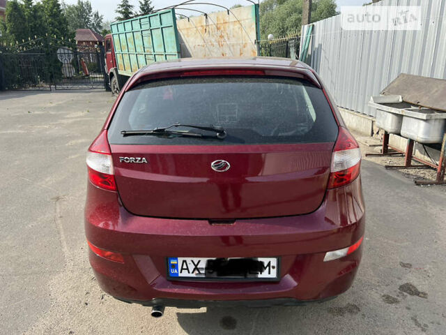 Красный ЗАЗ Форза, объемом двигателя 1.5 л и пробегом 99 тыс. км за 3700 $, фото 1 на Automoto.ua