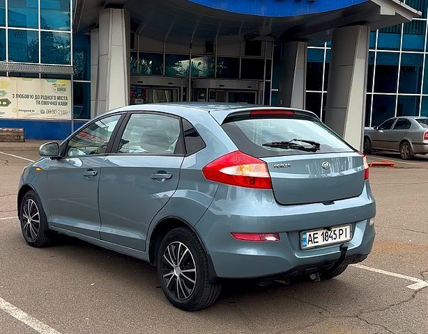 Сірий ЗАЗ Форза, об'ємом двигуна 1.5 л та пробігом 126 тис. км за 3800 $, фото 1 на Automoto.ua