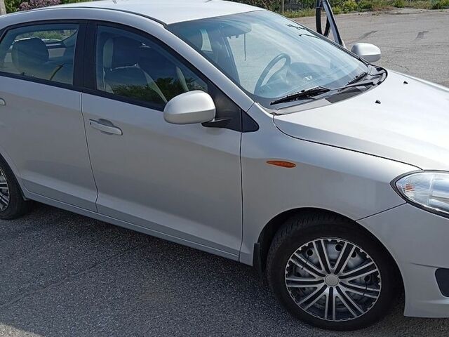 Сірий ЗАЗ Форза, об'ємом двигуна 1.5 л та пробігом 67 тис. км за 4200 $, фото 1 на Automoto.ua