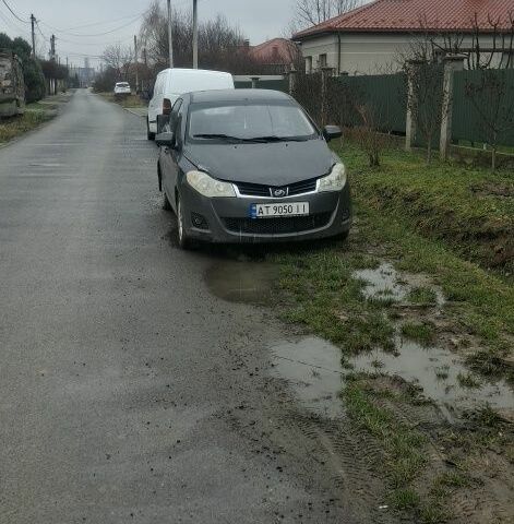 Серый ЗАЗ Форза, объемом двигателя 1.5 л и пробегом 121 тыс. км за 1500 $, фото 1 на Automoto.ua