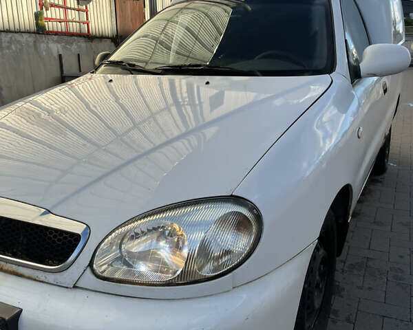 ЗАЗ Lanos Cargo 2013 у Житомирі на Automoto.ua Білий ЗАЗ Lanos Cargo, об'ємом двигуна 1.5 л та пробігом 500 тис. км за 2150 $, фото 1 на Automoto.ua