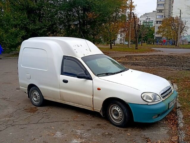 Белый ЗАЗ Ланос Пикап, объемом двигателя 1.5 л и пробегом 240 тыс. км за 1540 $, фото 1 на Automoto.ua