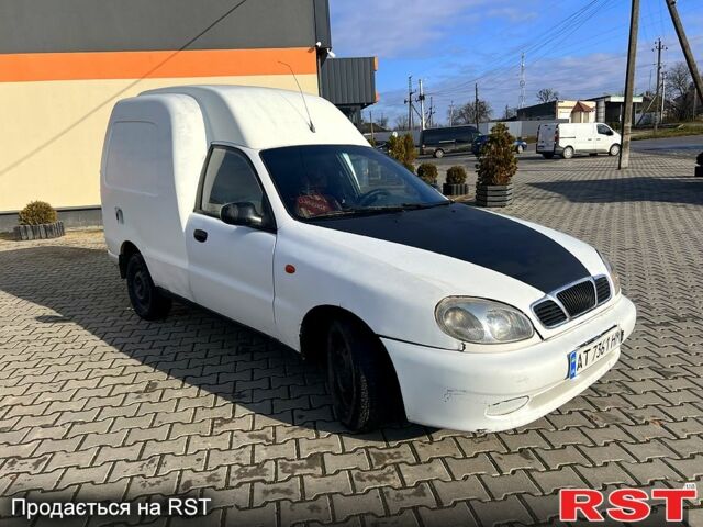 Белый ЗАЗ Ланос Пикап, объемом двигателя 1.3 л и пробегом 0 тыс. км за 1100 $, фото 1 на Automoto.ua