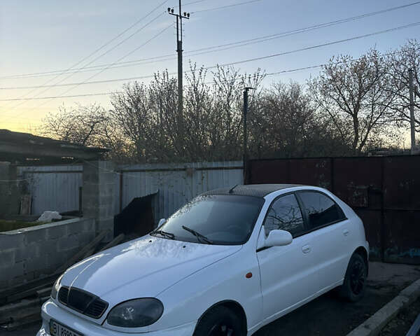 Белый ЗАЗ Ланос, объемом двигателя 1.6 л и пробегом 150 тыс. км за 2600 $, фото 1 на Automoto.ua