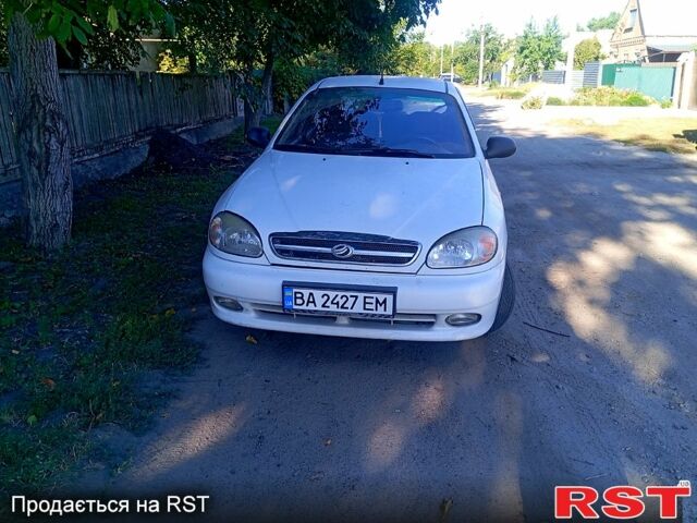 Білий ЗАЗ Ланос, об'ємом двигуна 1.5 л та пробігом 220 тис. км за 2000 $, фото 1 на Automoto.ua