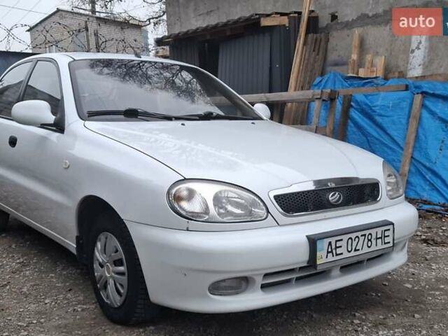 Білий ЗАЗ Ланос, об'ємом двигуна 1.5 л та пробігом 200 тис. км за 3300 $, фото 1 на Automoto.ua