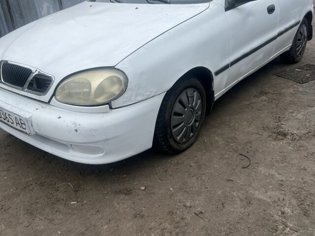 Белый ЗАЗ Ланос, объемом двигателя 1.5 л и пробегом 150 тыс. км за 1500 $, фото 1 на Automoto.ua