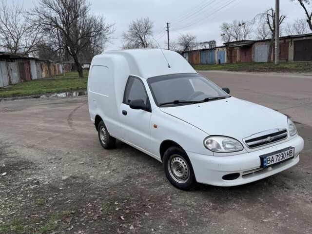 Білий ЗАЗ Ланос, об'ємом двигуна 1.5 л та пробігом 360 тис. км за 2200 $, фото 1 на Automoto.ua