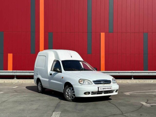 Білий ЗАЗ Ланос, об'ємом двигуна 1.5 л та пробігом 149 тис. км за 2290 $, фото 1 на Automoto.ua