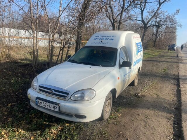 Білий ЗАЗ Ланос, об'ємом двигуна 1.5 л та пробігом 3 тис. км за 1183 $, фото 1 на Automoto.ua