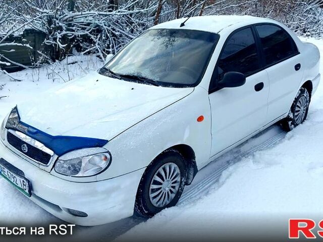 Білий ЗАЗ Ланос, об'ємом двигуна 1.5 л та пробігом 0 тис. км за 2000 $, фото 1 на Automoto.ua