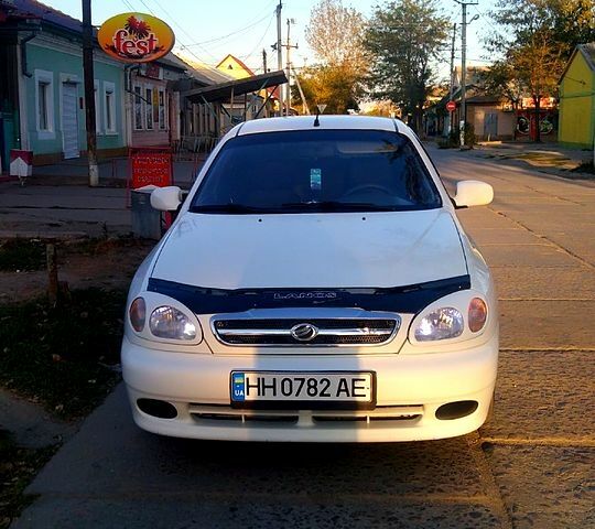 Белый ЗАЗ Ланос, объемом двигателя 1.5 л и пробегом 280 тыс. км за 2800 $, фото 1 на Automoto.ua