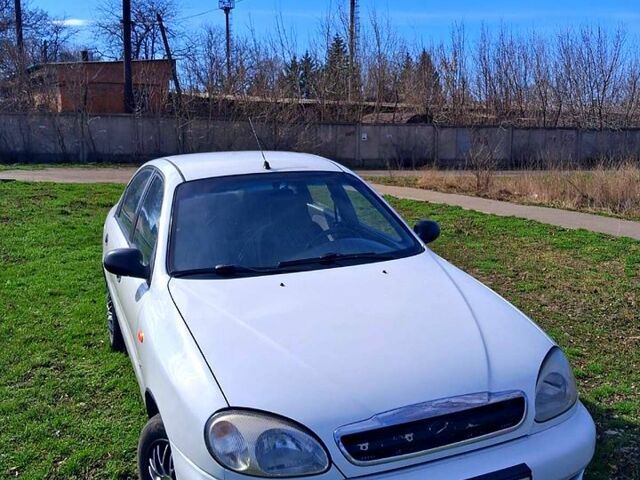 Білий ЗАЗ Ланос, об'ємом двигуна 1.5 л та пробігом 125 тис. км за 2900 $, фото 1 на Automoto.ua