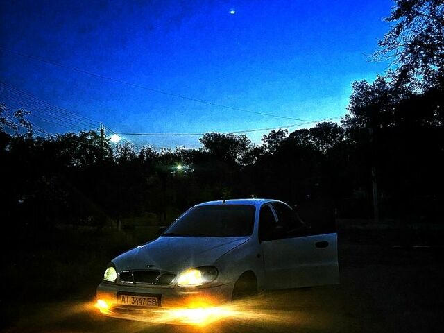 Білий ЗАЗ Ланос, об'ємом двигуна 1.5 л та пробігом 222 тис. км за 1100 $, фото 1 на Automoto.ua