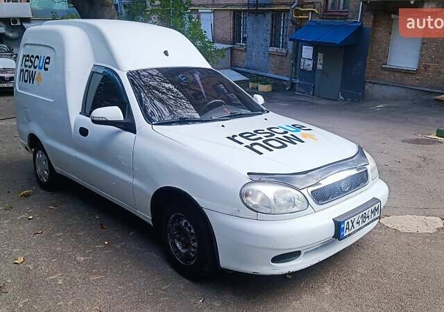 Білий ЗАЗ Ланос, об'ємом двигуна 1.5 л та пробігом 97 тис. км за 3500 $, фото 1 на Automoto.ua