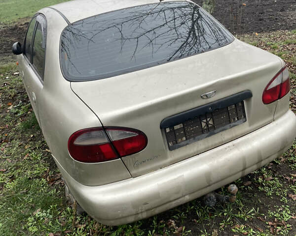 Бежевый ЗАЗ Ланос, объемом двигателя 1.5 л и пробегом 230 тыс. км за 600 $, фото 1 на Automoto.ua