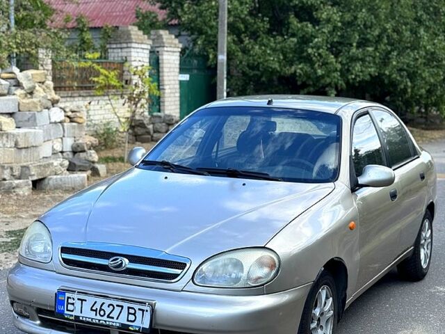 Бежевый ЗАЗ Ланос, объемом двигателя 1.5 л и пробегом 0 тыс. км за 2000 $, фото 1 на Automoto.ua