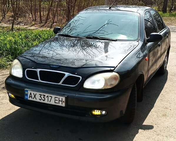 Черный ЗАЗ Ланос, объемом двигателя 1.4 л и пробегом 260 тыс. км за 1800 $, фото 1 на Automoto.ua