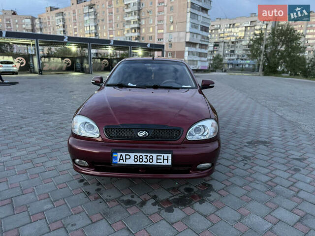 Красный ЗАЗ Ланос, объемом двигателя 1.5 л и пробегом 110 тыс. км за 4250 $, фото 1 на Automoto.ua