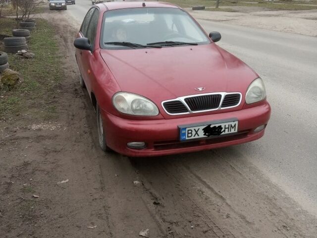 Красный ЗАЗ Ланос, объемом двигателя 0.13 л и пробегом 200 тыс. км за 1200 $, фото 1 на Automoto.ua