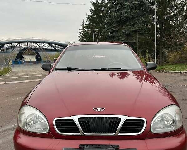 Красный ЗАЗ Ланос, объемом двигателя 1.3 л и пробегом 192 тыс. км за 2300 $, фото 1 на Automoto.ua