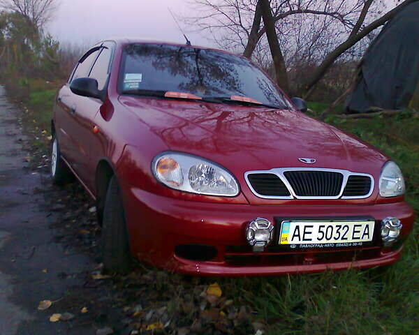 Красный ЗАЗ Ланос, объемом двигателя 1.39 л и пробегом 89 тыс. км за 3500 $, фото 1 на Automoto.ua