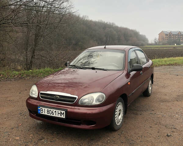 Красный ЗАЗ Ланос, объемом двигателя 1.6 л и пробегом 185 тыс. км за 2300 $, фото 1 на Automoto.ua