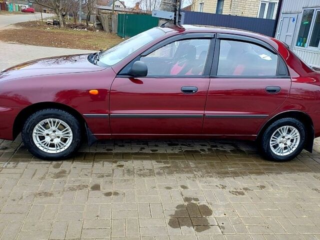 Красный ЗАЗ Ланос, объемом двигателя 1.4 л и пробегом 83 тыс. км за 2500 $, фото 1 на Automoto.ua