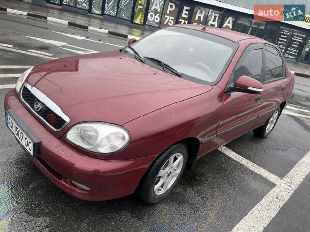 Красный ЗАЗ Ланос, объемом двигателя 1.5 л и пробегом 64 тыс. км за 3700 $, фото 1 на Automoto.ua