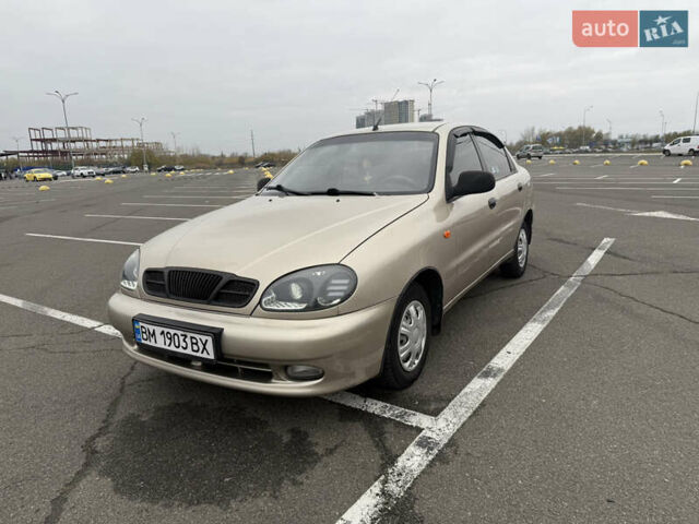 Желтый ЗАЗ Ланос, объемом двигателя 1.5 л и пробегом 219 тыс. км за 3200 $, фото 1 на Automoto.ua