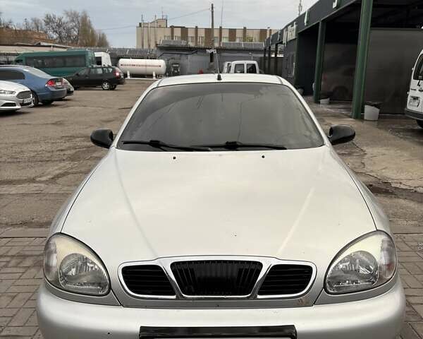 Серый ЗАЗ Ланос, объемом двигателя 1.39 л и пробегом 145 тыс. км за 2200 $, фото 1 на Automoto.ua