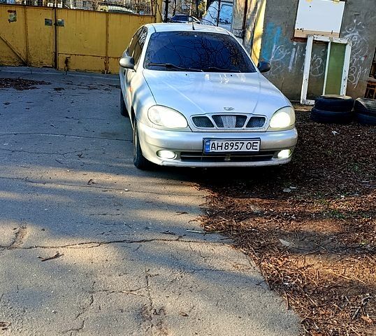 Сірий ЗАЗ Ланос, об'ємом двигуна 14 л та пробігом 0 тис. км за 1500 $, фото 1 на Automoto.ua