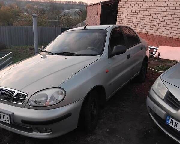 Сірий ЗАЗ Ланос, об'ємом двигуна 1.5 л та пробігом 140 тис. км за 2000 $, фото 1 на Automoto.ua