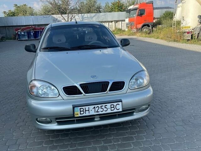Сірий ЗАЗ Ланос, об'ємом двигуна 1.5 л та пробігом 82 тис. км за 3200 $, фото 1 на Automoto.ua