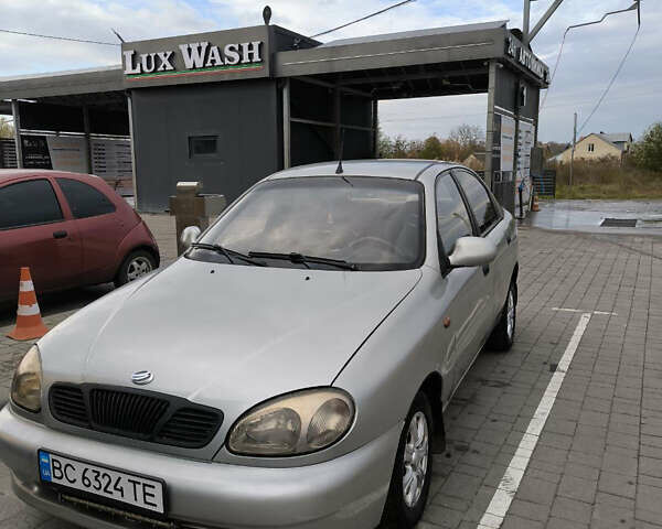 Сірий ЗАЗ Ланос, об'ємом двигуна 1.6 л та пробігом 270 тис. км за 1999 $, фото 1 на Automoto.ua