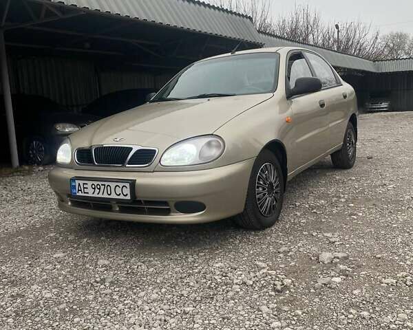 Сірий ЗАЗ Ланос, об'ємом двигуна 1.5 л та пробігом 272 тис. км за 2900 $, фото 1 на Automoto.ua