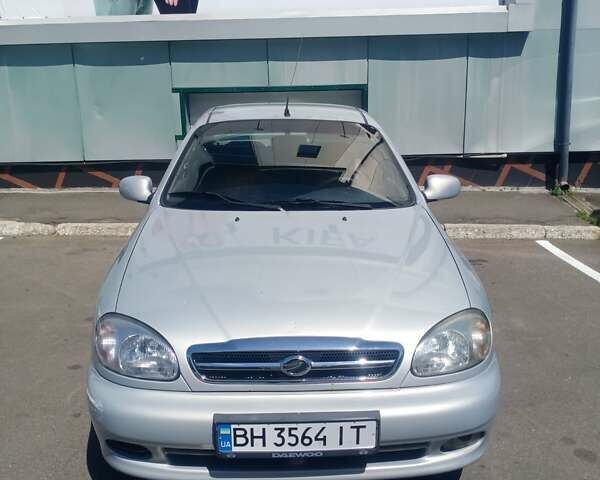 Сірий ЗАЗ Ланос, об'ємом двигуна 1.4 л та пробігом 151 тис. км за 3700 $, фото 1 на Automoto.ua