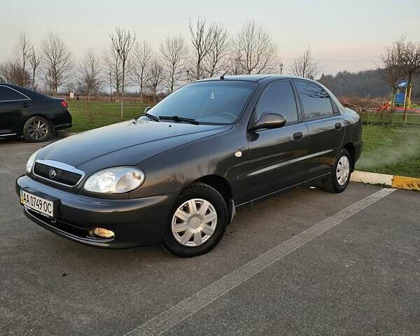 Сірий ЗАЗ Ланос, об'ємом двигуна 1.4 л та пробігом 84 тис. км за 5900 $, фото 1 на Automoto.ua