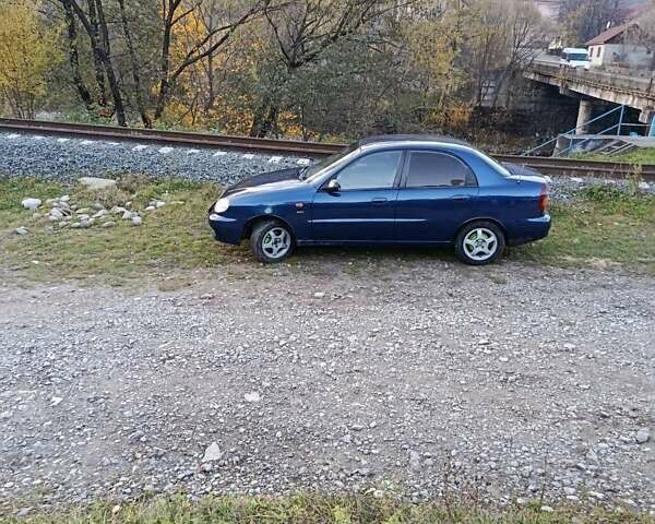 Синій ЗАЗ Ланос, об'ємом двигуна 0 л та пробігом 280 тис. км за 2000 $, фото 1 на Automoto.ua