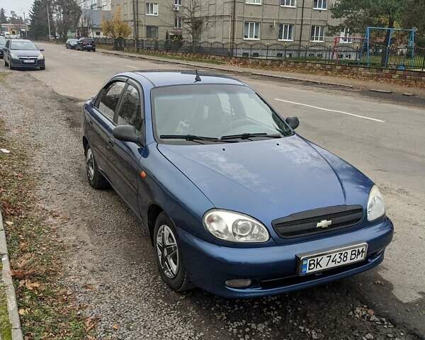 Синій ЗАЗ Ланос, об'ємом двигуна 1.5 л та пробігом 189 тис. км за 2750 $, фото 1 на Automoto.ua