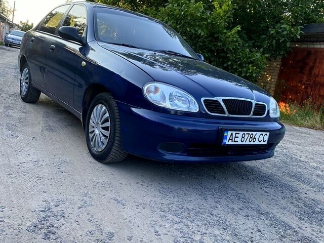 Синій ЗАЗ Ланос, об'ємом двигуна 1.5 л та пробігом 220 тис. км за 1700 $, фото 1 на Automoto.ua