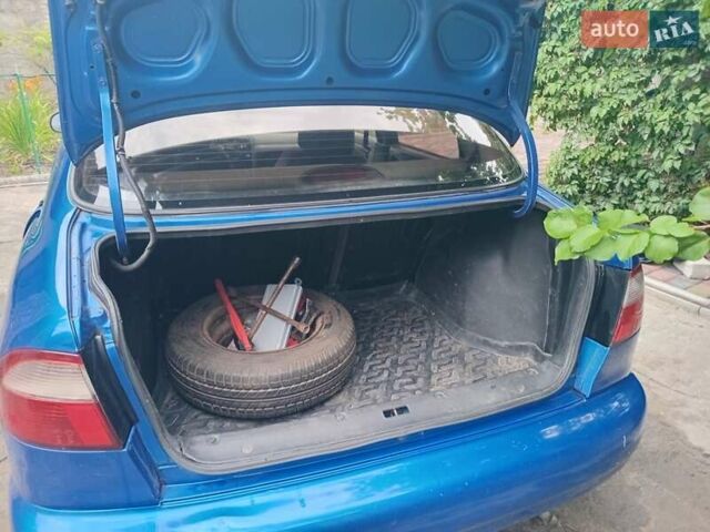 Синій ЗАЗ Ланос, об'ємом двигуна 1.39 л та пробігом 217 тис. км за 1500 $, фото 1 на Automoto.ua