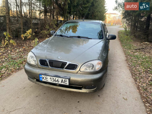 Зеленый ЗАЗ Ланос, объемом двигателя 1.5 л и пробегом 290 тыс. км за 1400 $, фото 1 на Automoto.ua