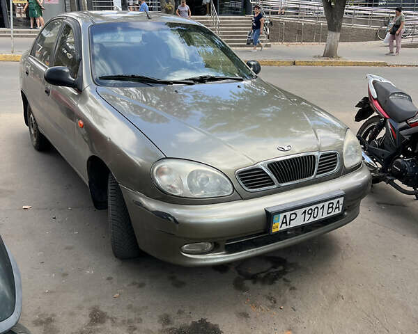 Зеленый ЗАЗ Ланос, объемом двигателя 1.39 л и пробегом 310 тыс. км за 1500 $, фото 1 на Automoto.ua